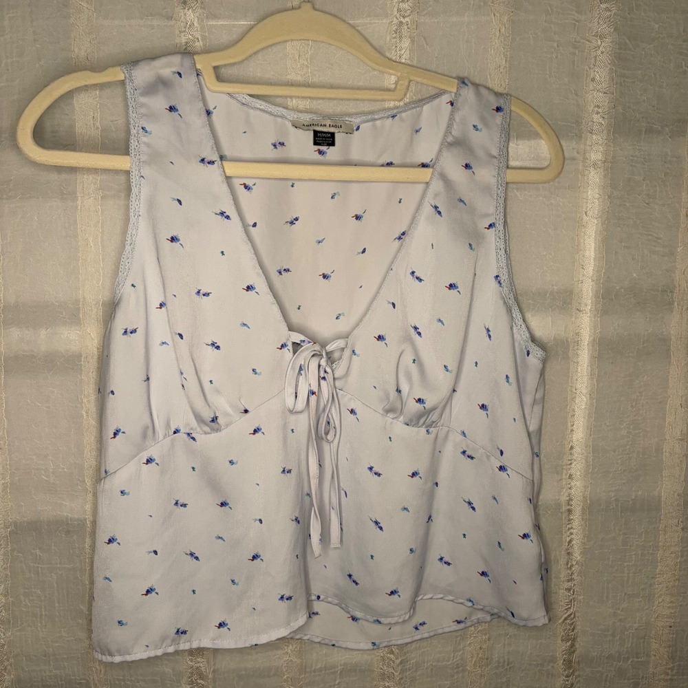 American Eagle Floral Tie Front Top Womens Medium Blue Excellent Lace Trim